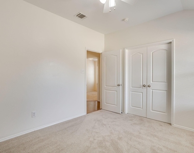 6220 Granite Creek Drive - Photo Thumbnail 23