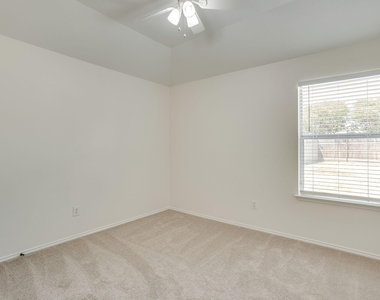 6220 Granite Creek Drive - Photo Thumbnail 18