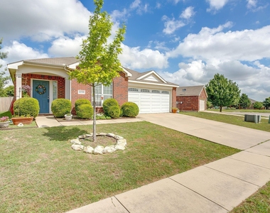 6220 Granite Creek Drive - Photo Thumbnail 2