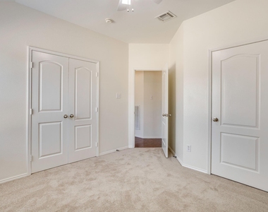 6220 Granite Creek Drive - Photo Thumbnail 19