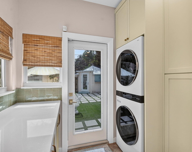 426 30th Street - Photo Thumbnail 16