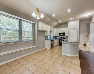 2300 Reston Drive - Photo Thumbnail 12