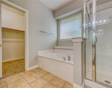 2300 Reston Drive - Photo Thumbnail 20