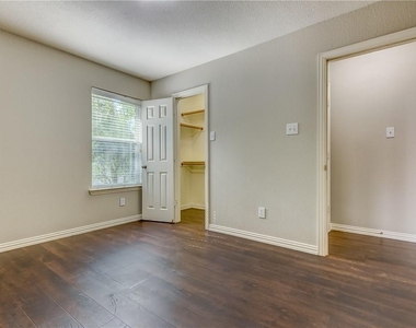 2300 Reston Drive - Photo Thumbnail 23
