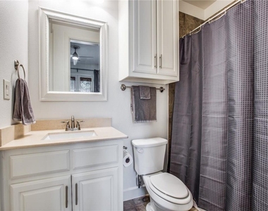 5034 Meridian Lane - Photo Thumbnail 4