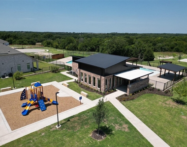 3064 Ashbrook Lane - Photo Thumbnail 14
