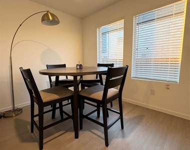 3064 Ashbrook Lane - Photo Thumbnail 8