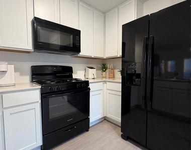 3064 Ashbrook Lane - Photo Thumbnail 7