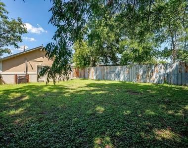 3732 E 1st Street - Photo Thumbnail 17