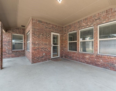 5836 Sunny Meadow Lane - Photo Thumbnail 24