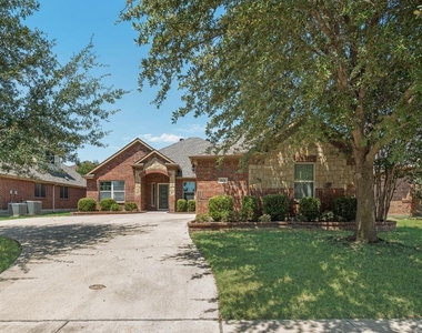 5836 Sunny Meadow Lane - Photo Thumbnail 2