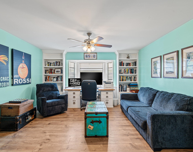 611 East Drive - Photo Thumbnail 16