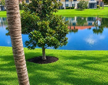 2306 Seminole Palms Drive - Photo Thumbnail 12