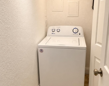 5260 Ne 16th Avenue - Photo Thumbnail 13