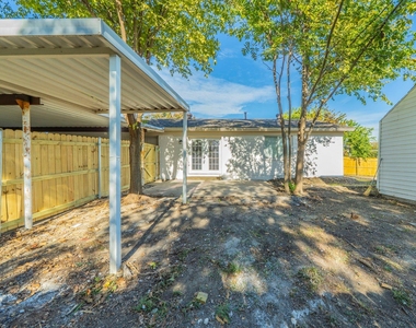802 Birchwood Drive - Photo Thumbnail 13