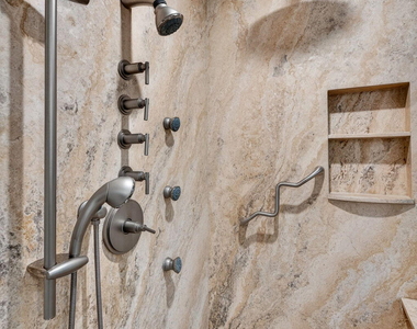 100 S Birch Road - Photo Thumbnail 32