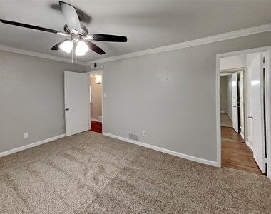 4129 Ballard Trail - Photo Thumbnail 6
