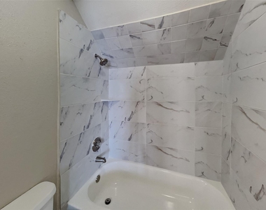 4129 Ballard Trail - Photo Thumbnail 17