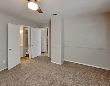 4129 Ballard Trail - Photo Thumbnail 11