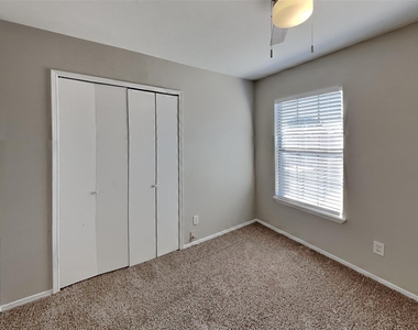4129 Ballard Trail - Photo Thumbnail 12