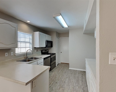 4129 Ballard Trail - Photo Thumbnail 3