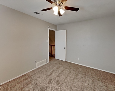 4129 Ballard Trail - Photo Thumbnail 15