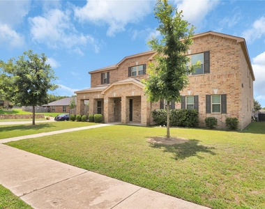 728 Snapdragon Lane - Photo Thumbnail 1
