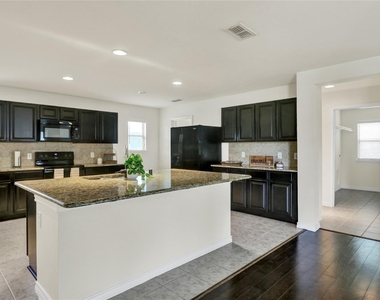 728 Snapdragon Lane - Photo Thumbnail 12