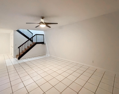 2552 Sw 15th Street - Photo Thumbnail 11