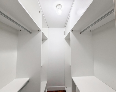 2552 Sw 15th Street - Photo Thumbnail 14