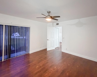 2552 Sw 15th Street - Photo Thumbnail 13