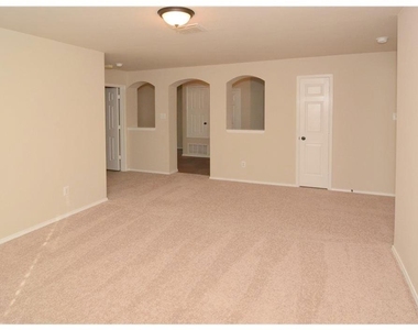 11159 Snyder Drive - Photo Thumbnail 7