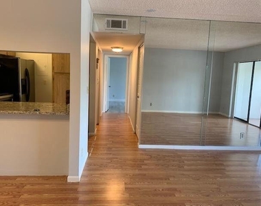1111 Green Pine Boulevard - Photo Thumbnail 9