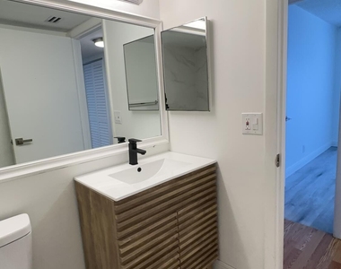 1111 Green Pine Boulevard - Photo Thumbnail 35
