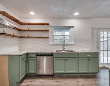 2110 Aggie Drive - Photo Thumbnail 14