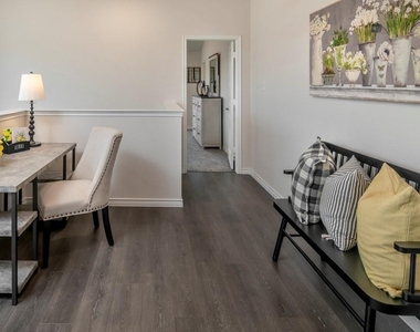 2240 Lasso Court - Photo Thumbnail 4