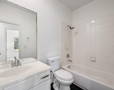 221 Cliffbrook Drive - Photo Thumbnail 17
