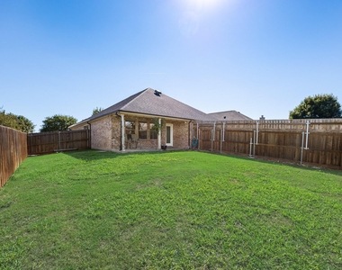 221 Cliffbrook Drive - Photo Thumbnail 20