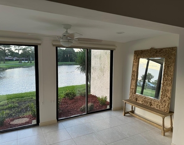 21708 Tall Palm Circle - Photo Thumbnail 17
