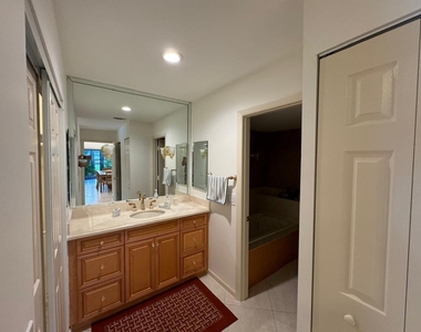 21708 Tall Palm Circle - Photo Thumbnail 13
