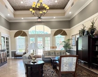 3207 Myrtlewood Circle E - Photo Thumbnail 11