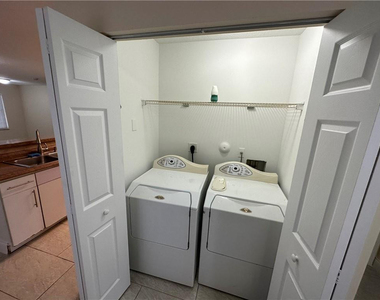 4400 Crystal Lake Drive - Photo Thumbnail 11