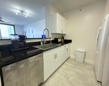 651 Okeechobee Boulevard - Photo Thumbnail 12