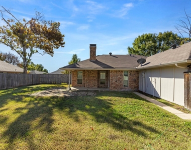 2101 Covered Wagon Drive - Photo Thumbnail 25