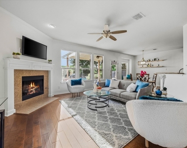 4102 Stone Haven Drive - Photo Thumbnail 7