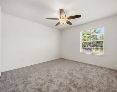 4102 Stone Haven Drive - Photo Thumbnail 27