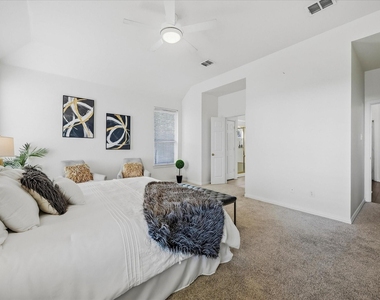 4102 Stone Haven Drive - Photo Thumbnail 18