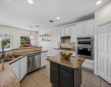 4102 Stone Haven Drive - Photo Thumbnail 13