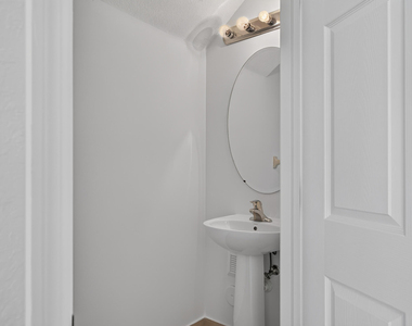 15212 Sw 119th Terrace - Photo Thumbnail 9