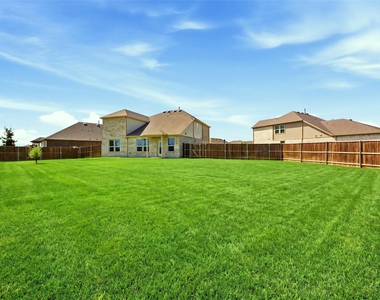 1805 Nelson Street - Photo Thumbnail 34